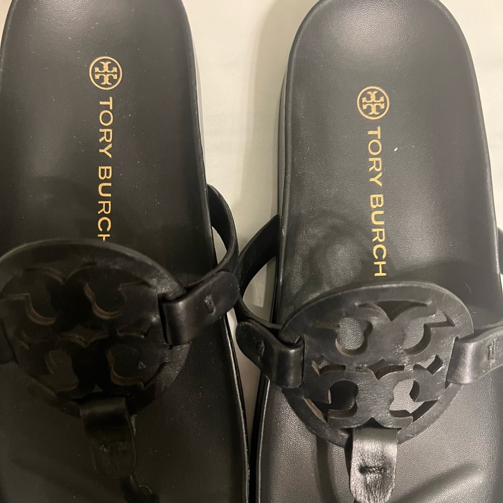 Tory Birch sandals. Wore maybe 6 times - Picture 2 of 3
